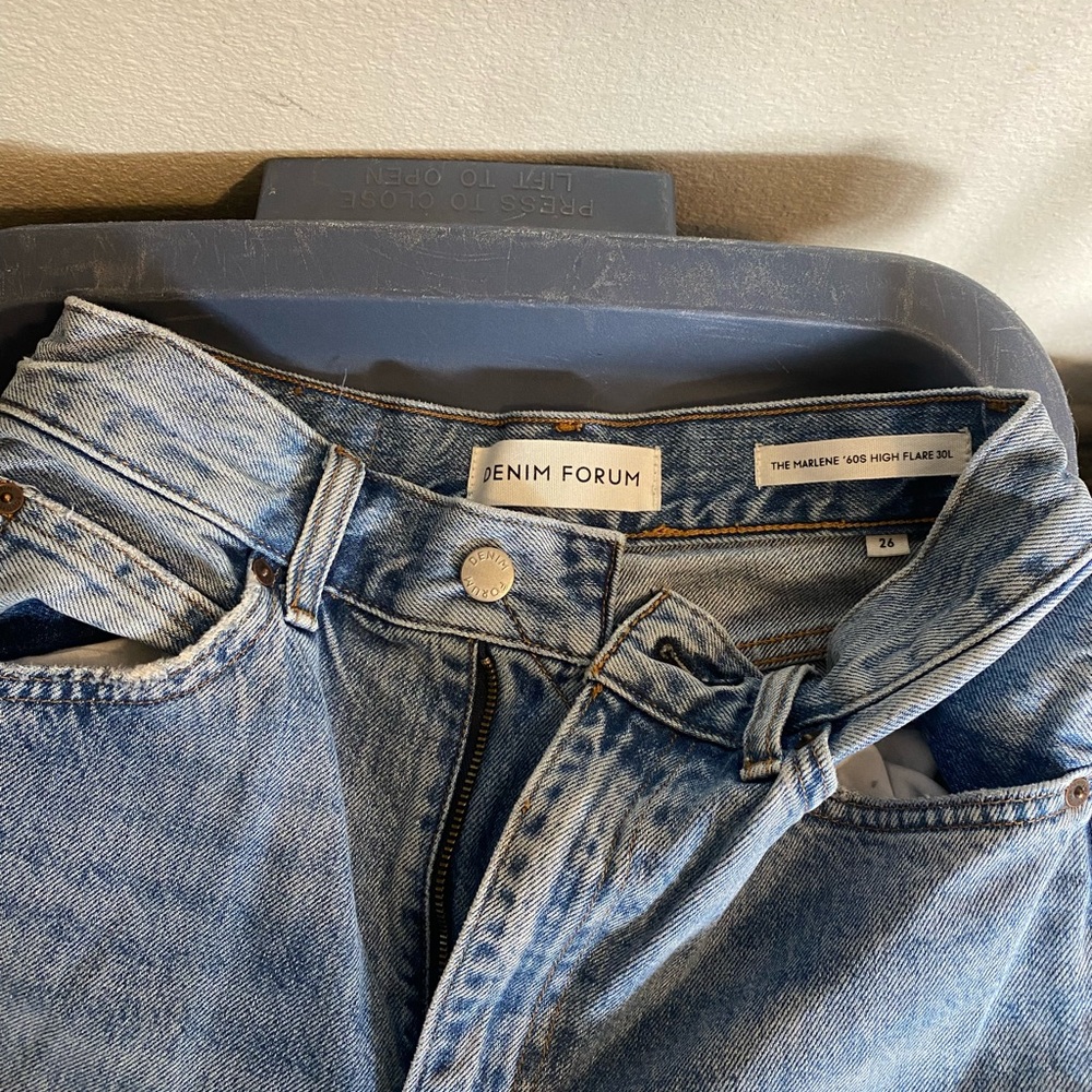 Aritzia Denim Forum Marlene High Rise Flare Jeans 26